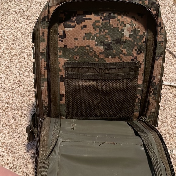 Red Rock Outdoor Gear Tactical Woodland Backpack - Picture 8 of 10